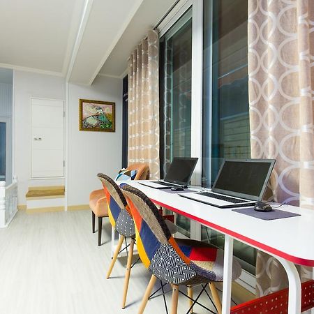 Oh Blue Guesthouse Σεούλ Εξωτερικό φωτογραφία